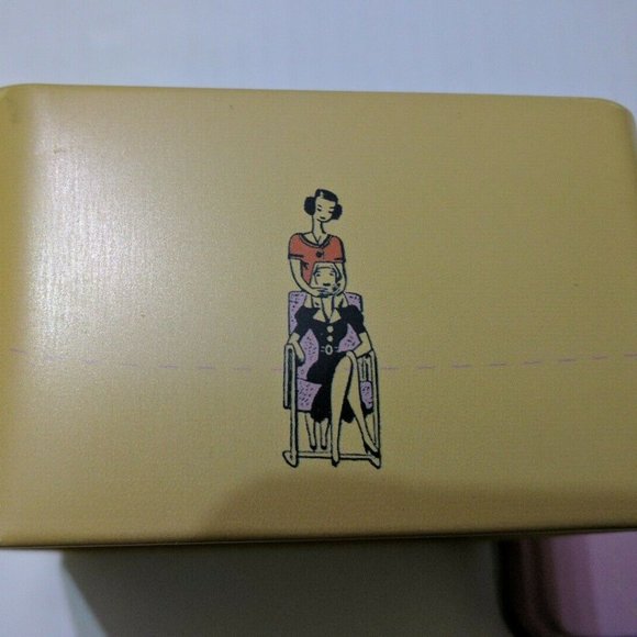 F2 Watch Two Tone Silver Gold Beauty Parlor - Picture 8 of 9